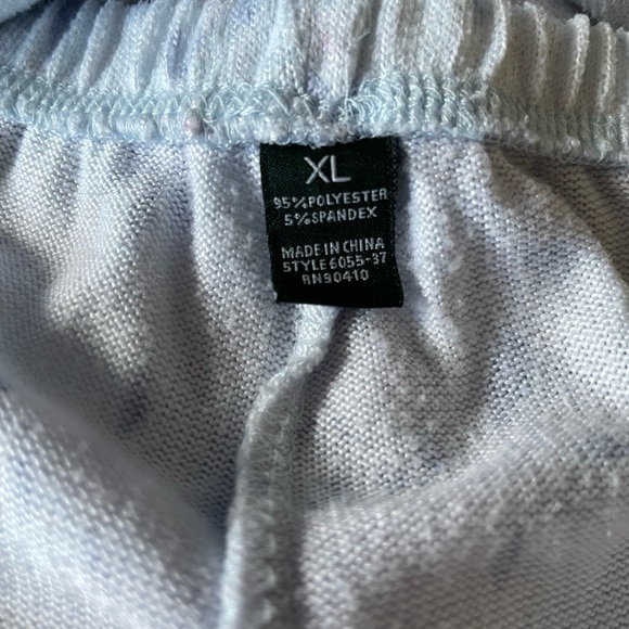 blue Laura Ashley pajamas - Picture 8 of 10